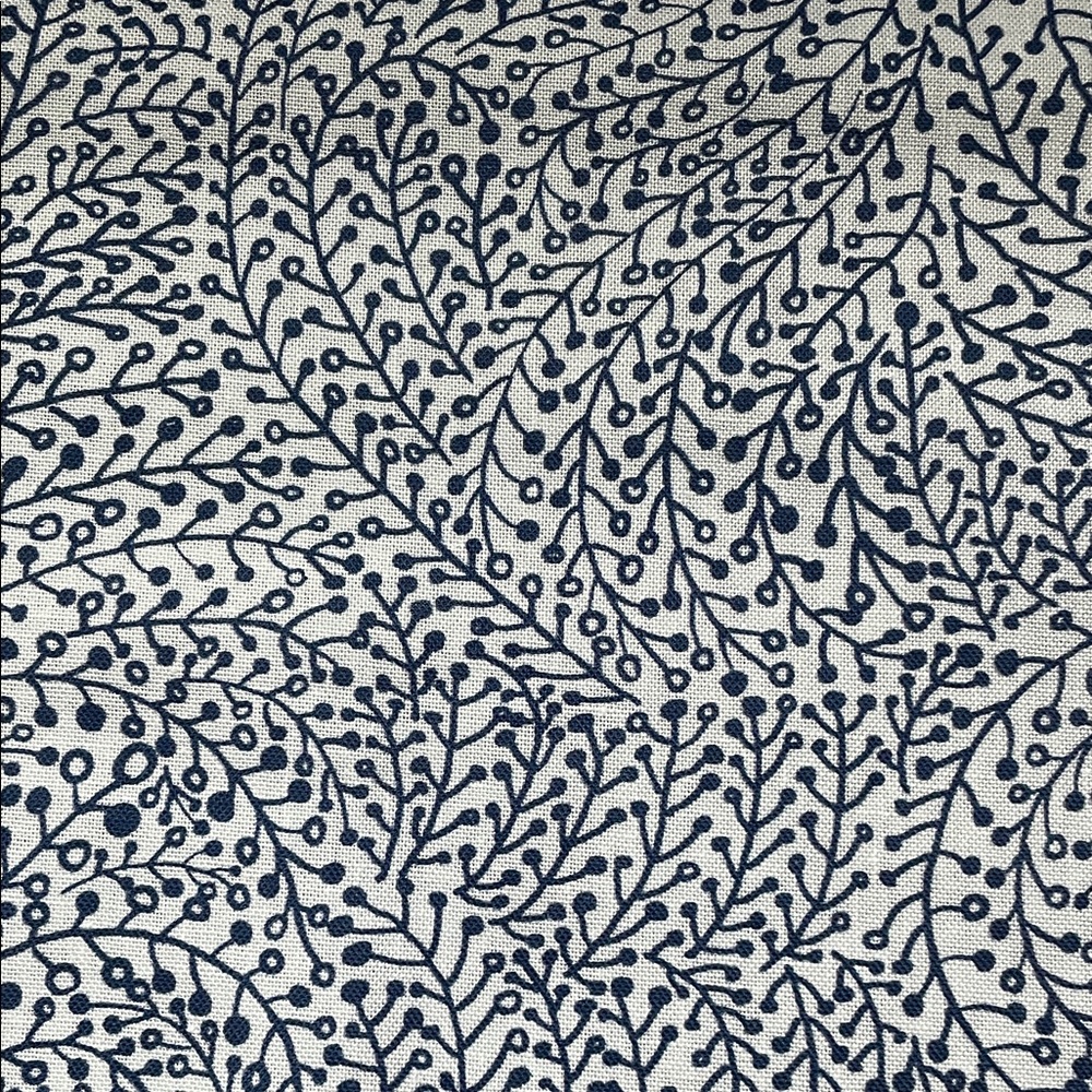 Elegant Blue and White Leaf Pattern Fabric